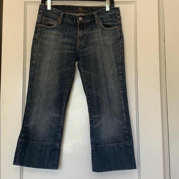 🎉 BOGO 2/$12  7 for All Mankind Cropped Jeans - Picture 3 of 9